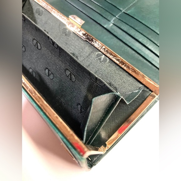 VALENTINO GARAVANI VINTAGE LARGE LOGO LEATHER LONG WALLET - Picture 9 of 16